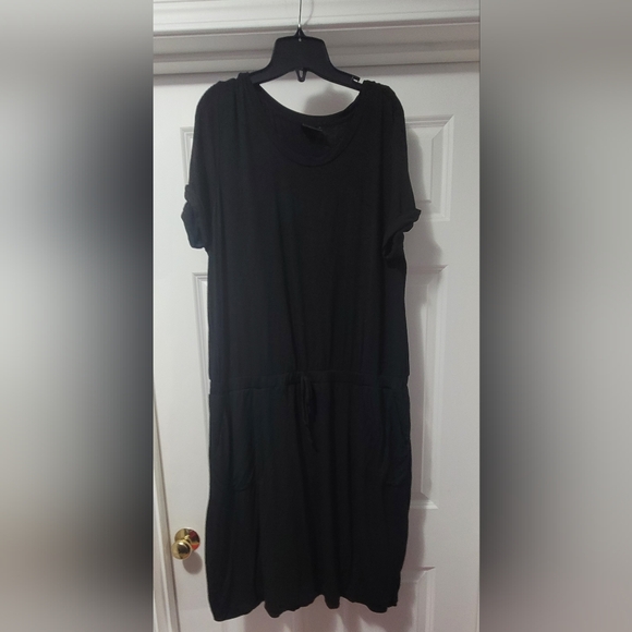 32 Degrees Black Mini Dress - Picture 1 of 3